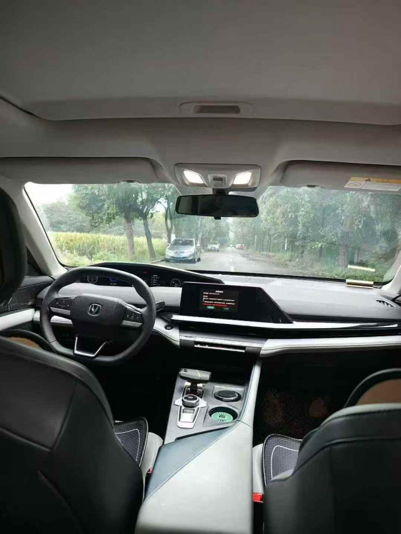 长治23年长安汽车UNI5