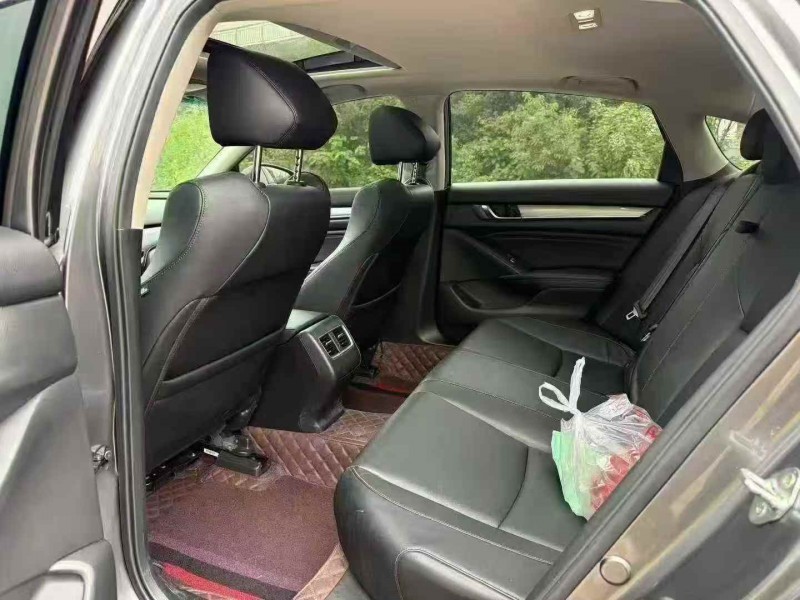 湘潭23年本田雅阁5