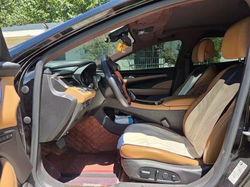 郑州21年别克君越7