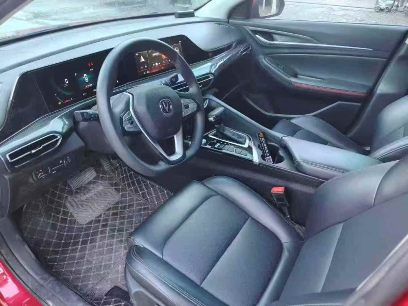 鹤壁20年长安汽车逸动4