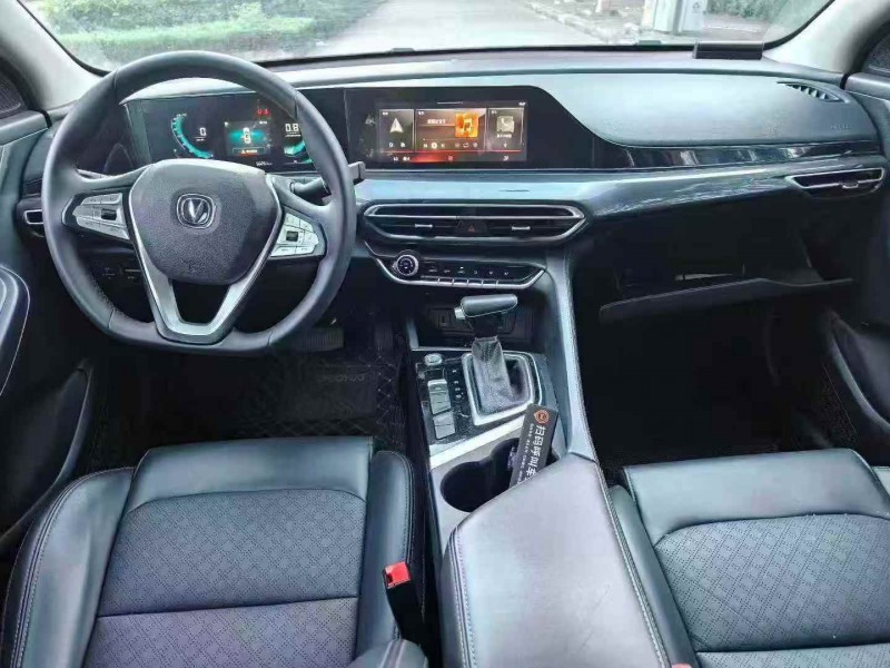 鹤壁20年长安汽车逸动5