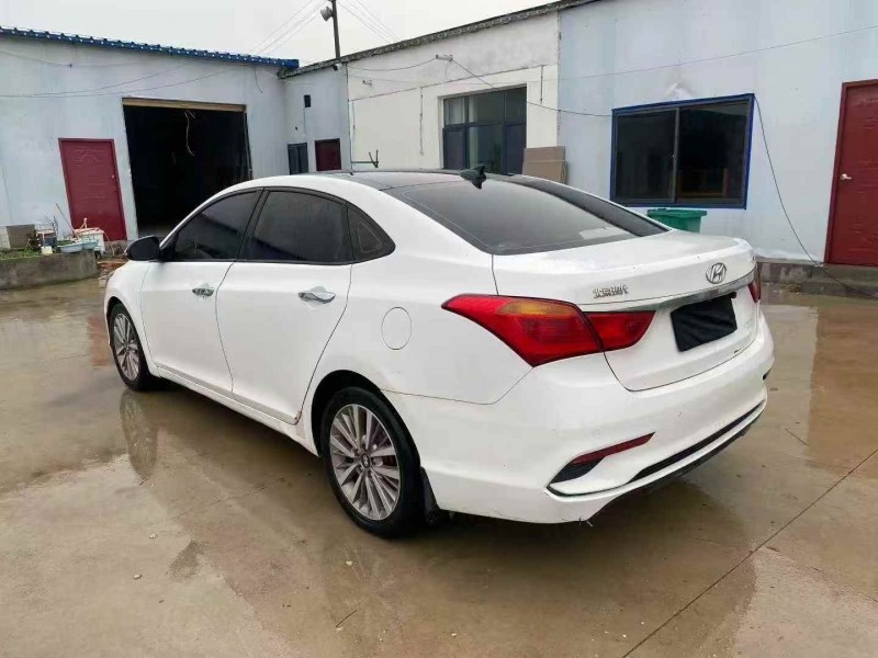 枣庄17年现代名图7