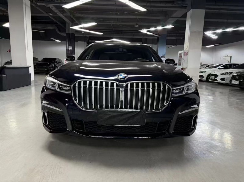 曲靖21年宝马7系1