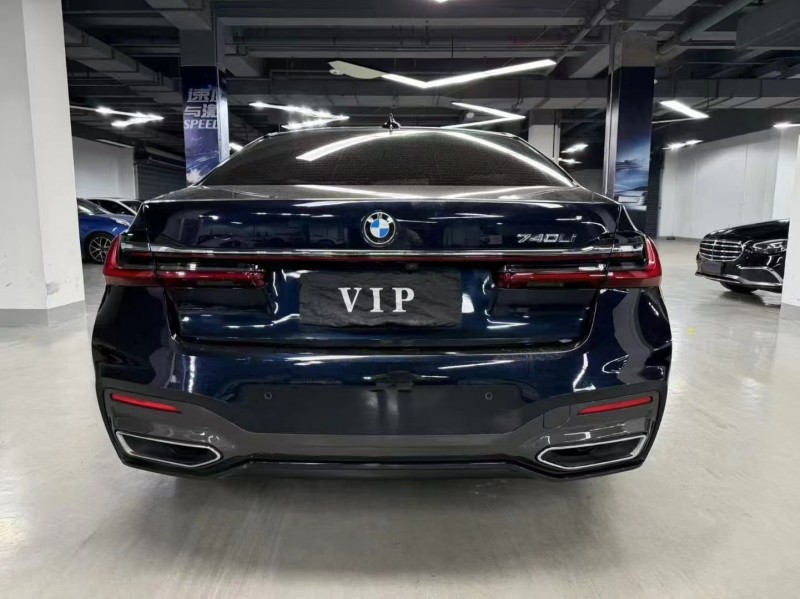 曲靖21年宝马7系9