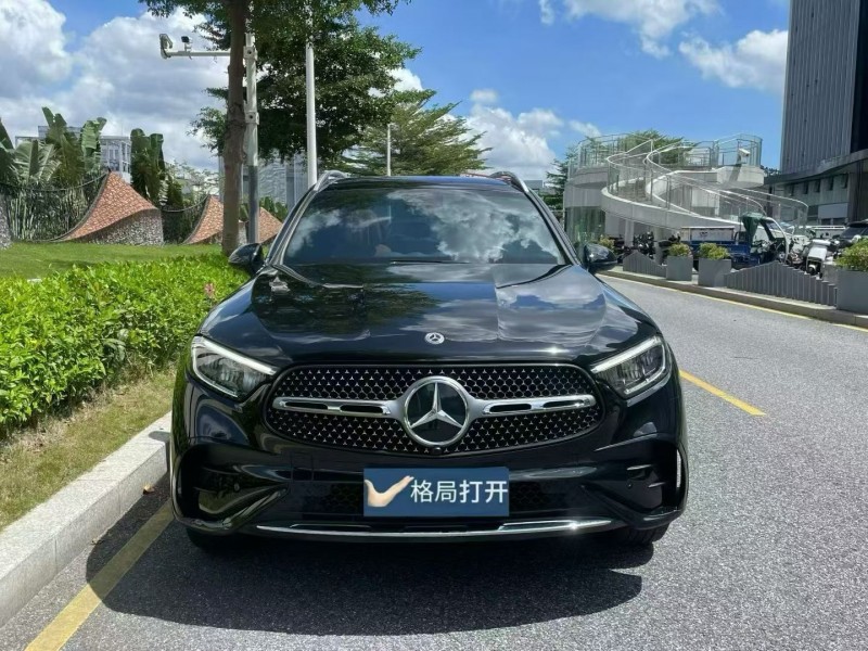 深圳23年奔驰GLC1