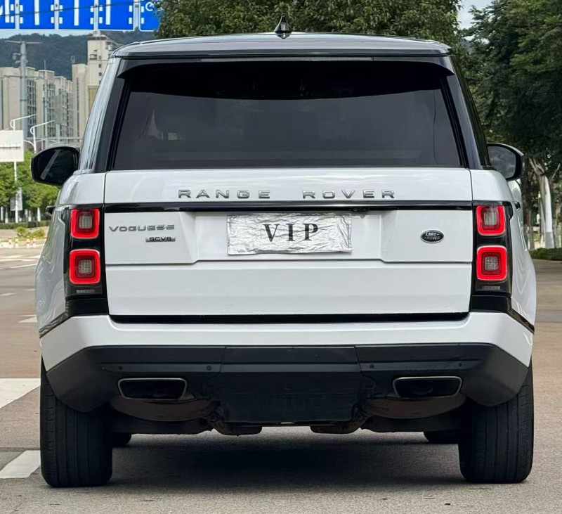 昆明19年路虎揽胜行政2