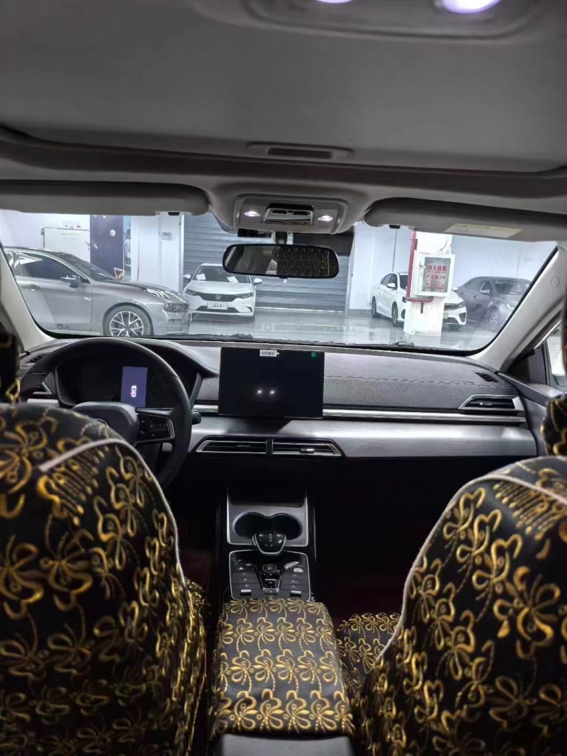 曲靖23年比亚迪秦6