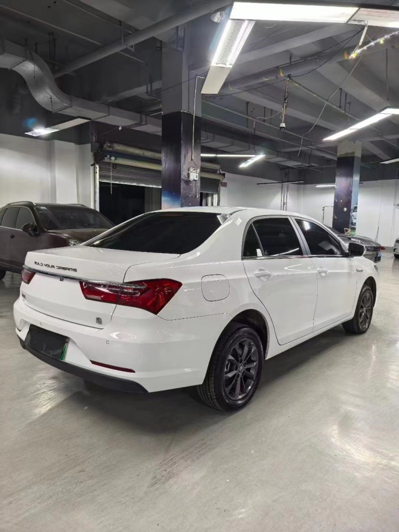 曲靖23年比亚迪秦7