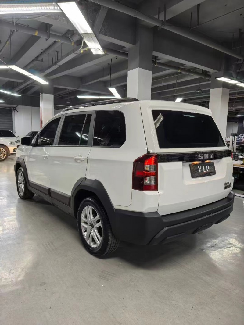 曲靖23年SWM斯威汽车大虎8