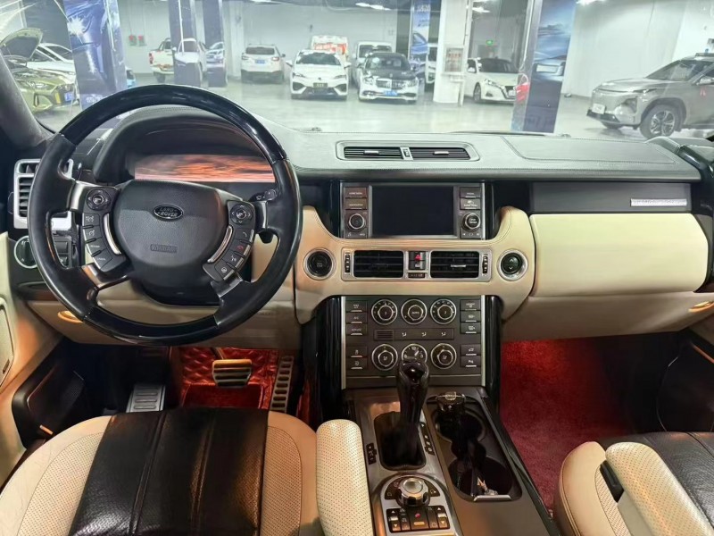 曲靖12年路虎揽胜6