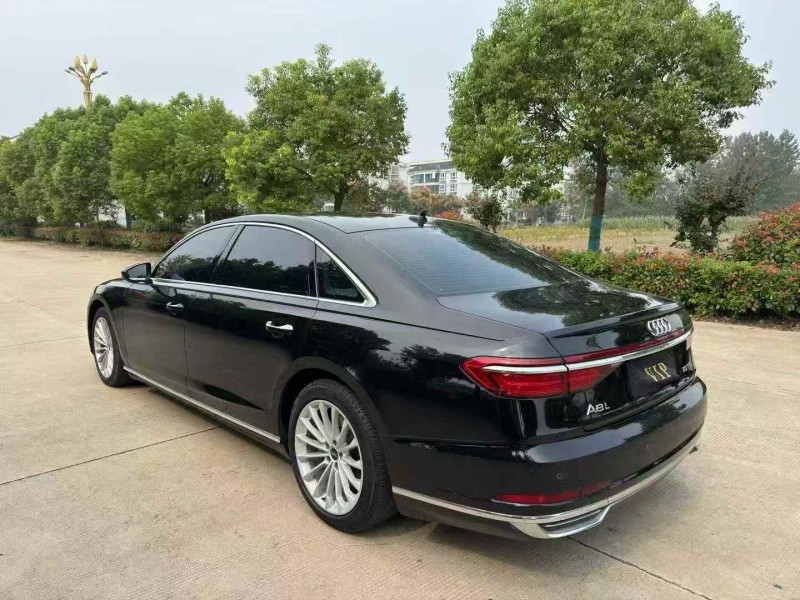 徐州22年奥迪A8L9