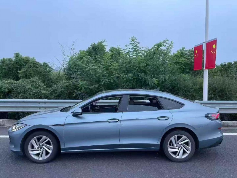 苏州22年大众凌渡9