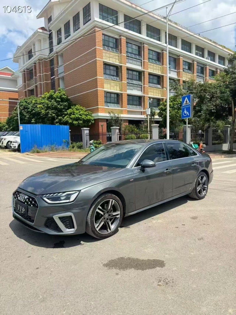 南宁21年奥迪A4L3
