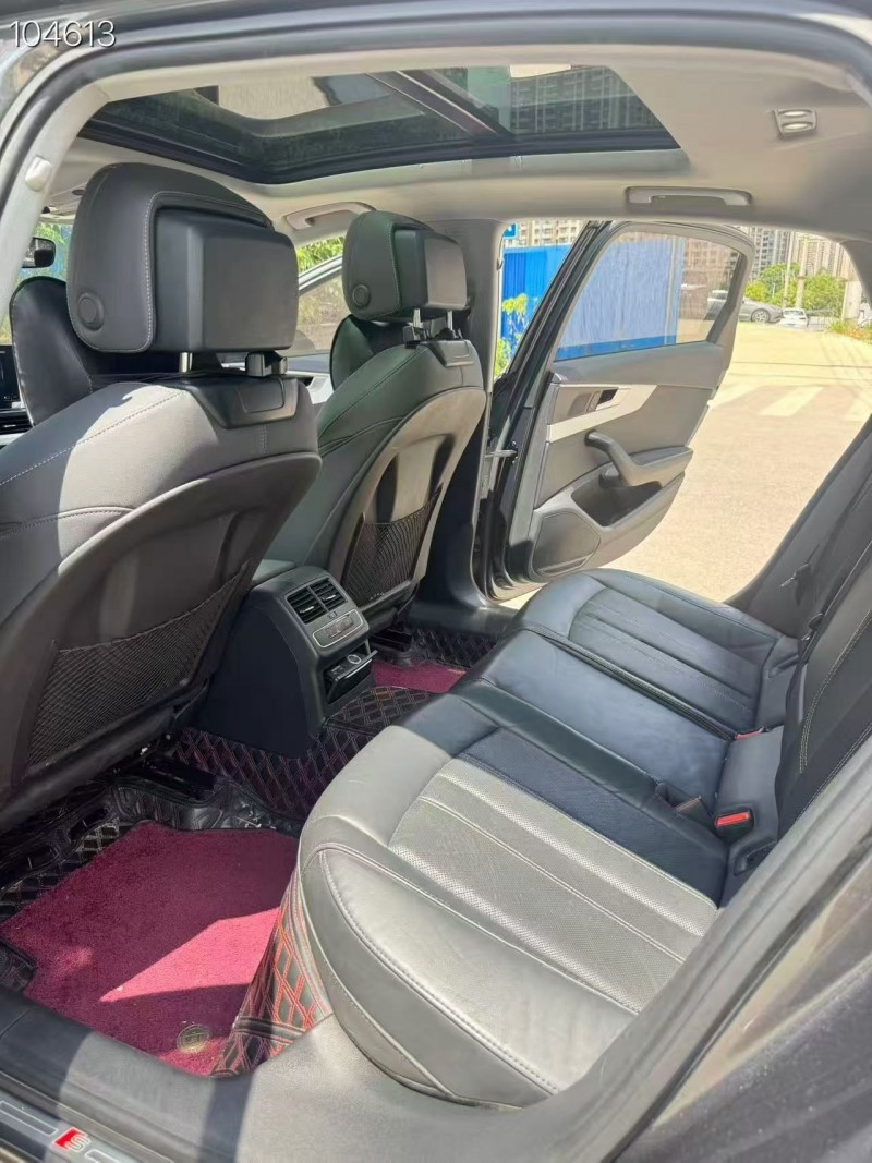 南宁21年奥迪A4L8