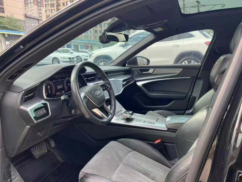 洛阳19年奥迪A6L8