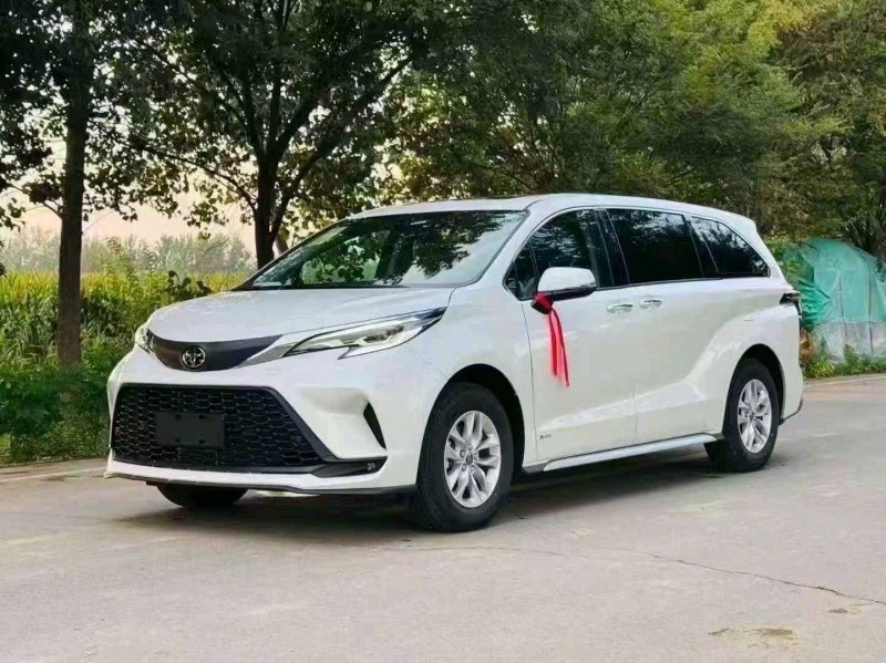 南京25年丰田格瑞维亚3