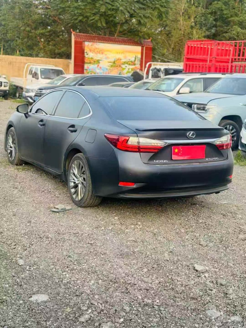 鹤壁16年雷克萨斯ES6