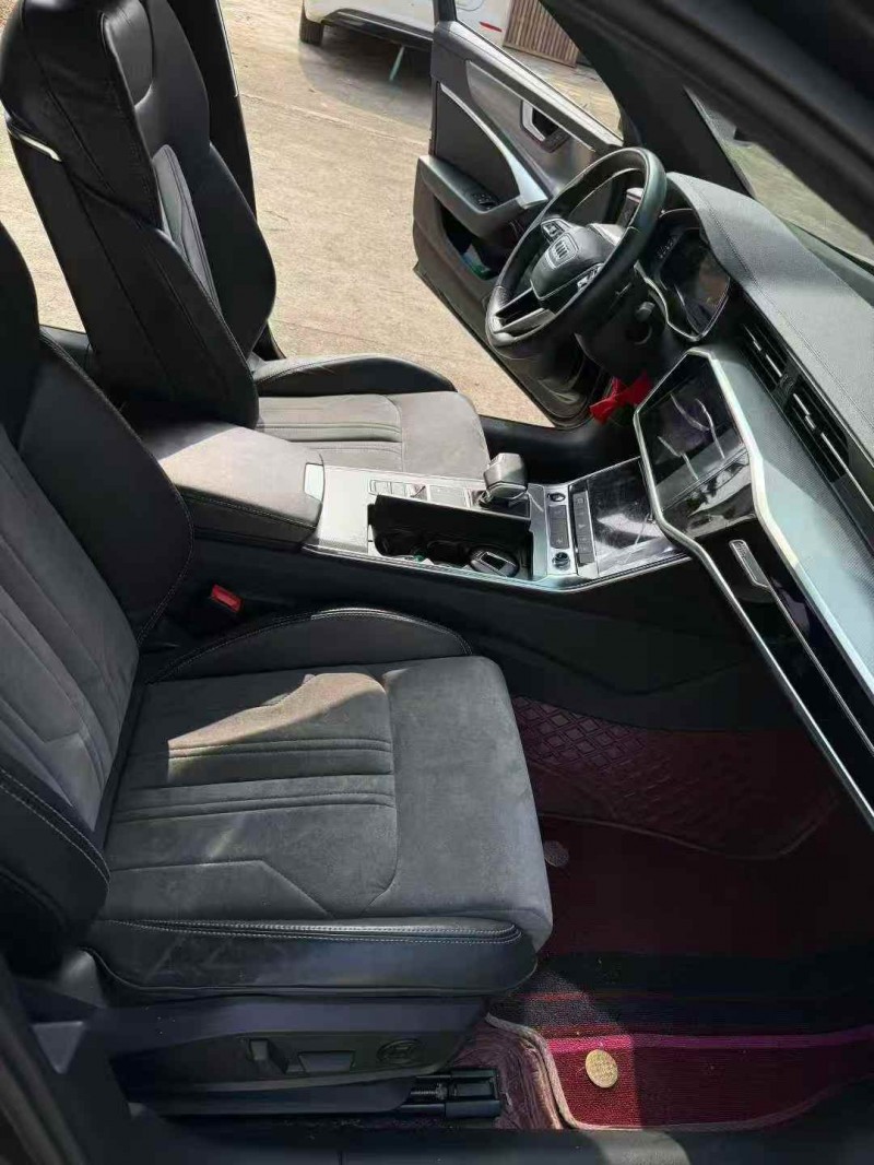 苏州22年奥迪A6L3