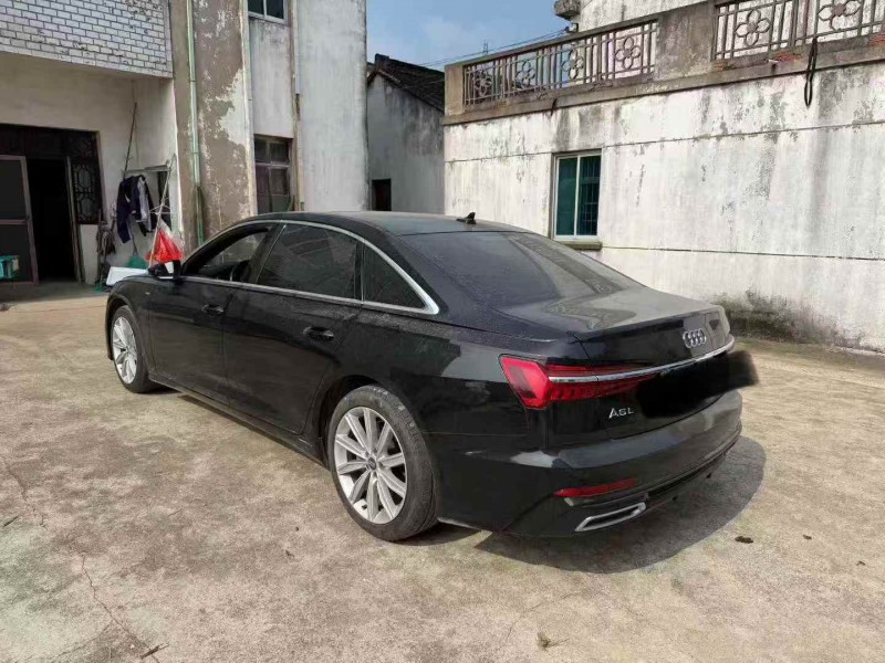 苏州22年奥迪A6L8