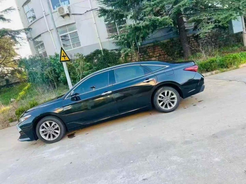 烟台19年丰田亚洲龙3