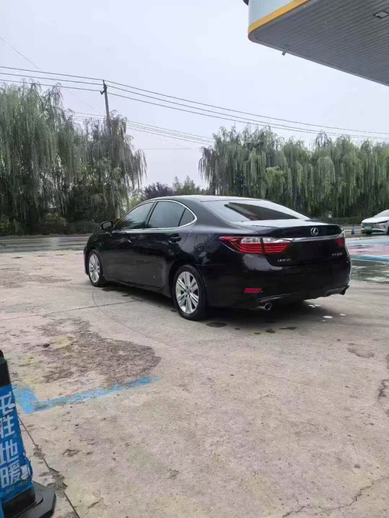 菏泽13年雷克萨斯ES8