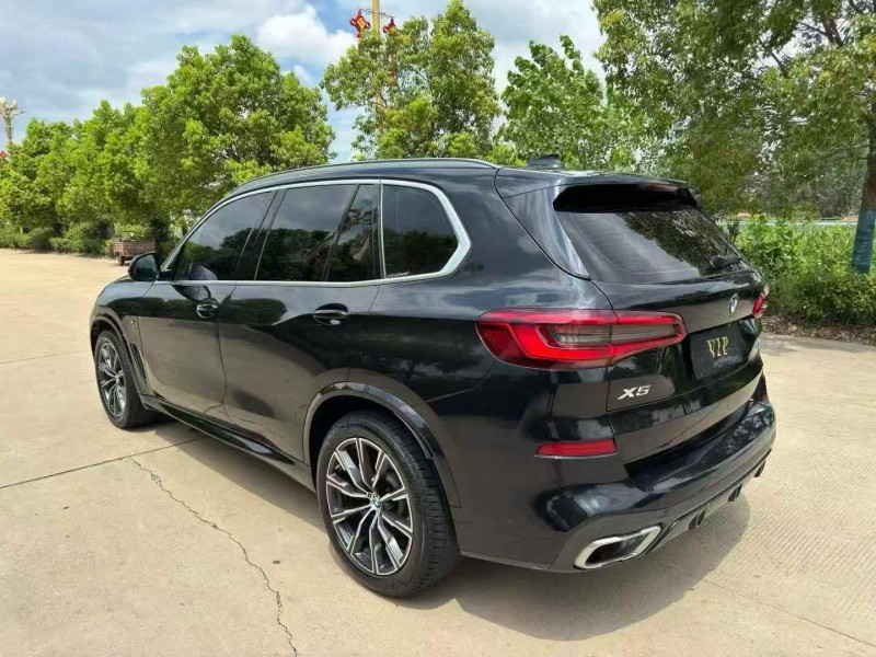 常州19年宝马X59