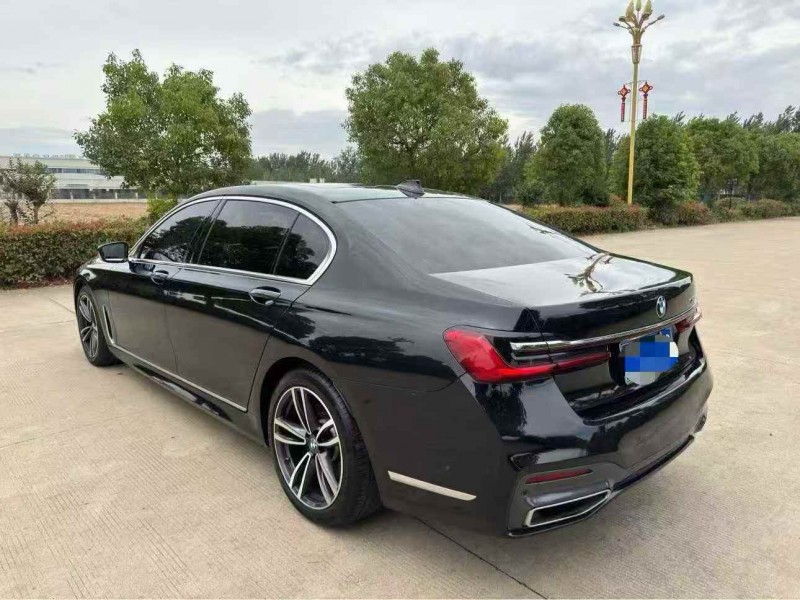 苏州22年宝马7系9