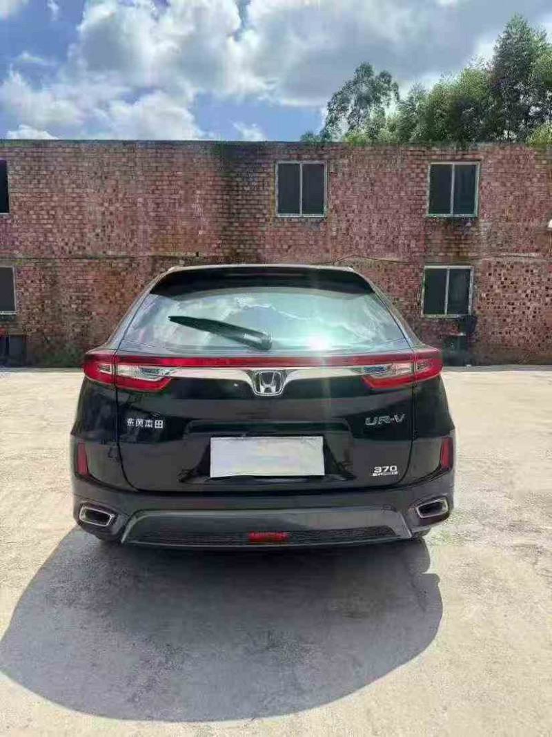 钦州18年本田URV6