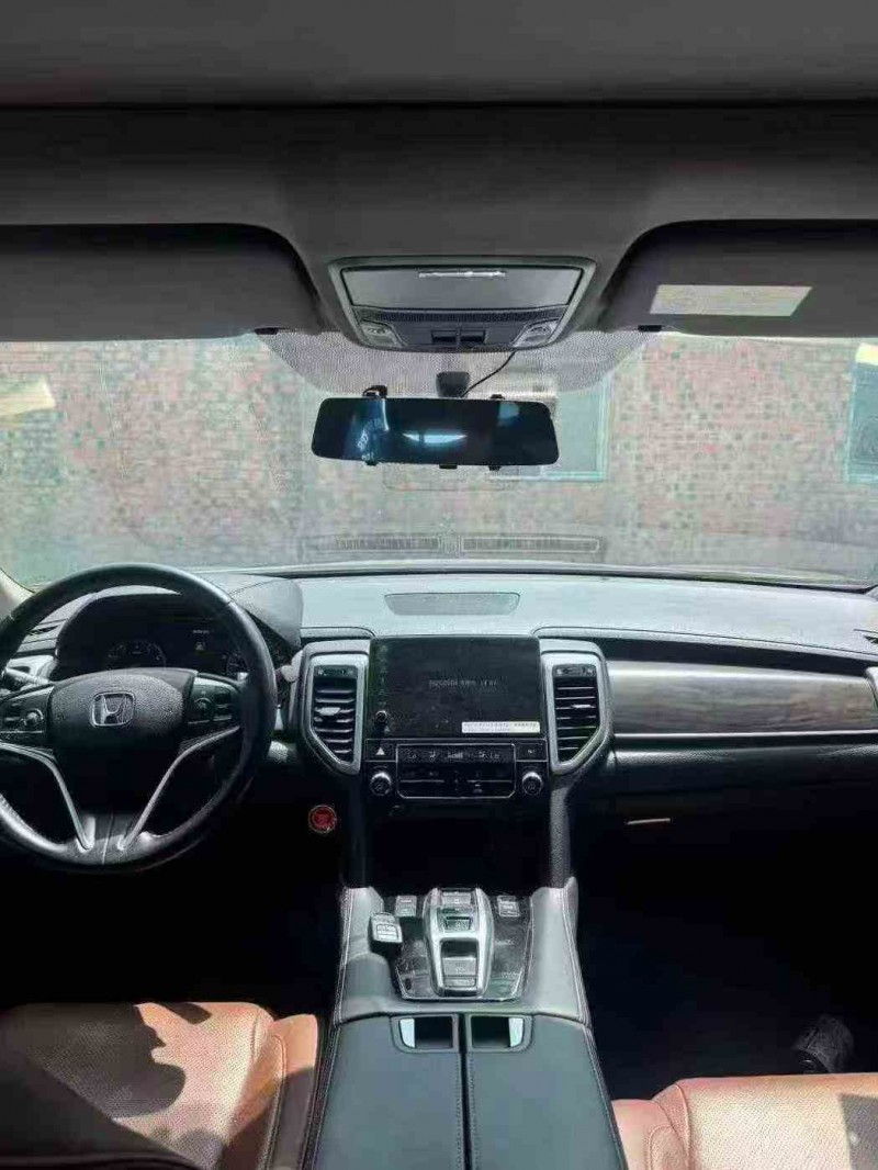 钦州18年本田URV7