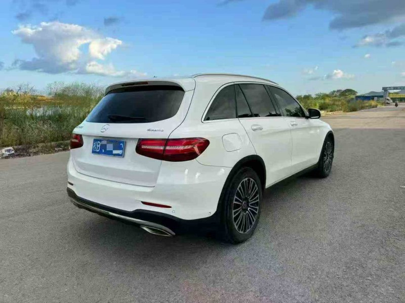 北海18年奔驰GLC9