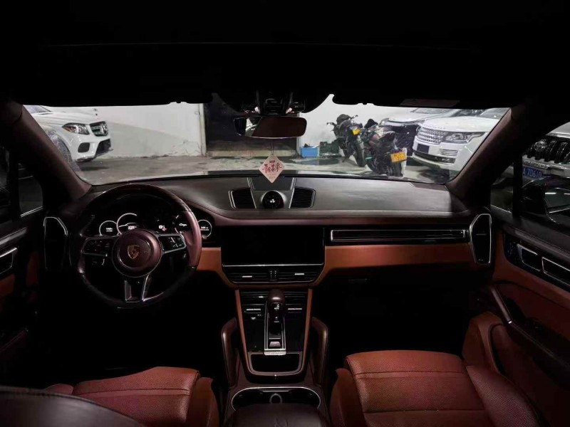 石家庄21年保时捷卡宴6