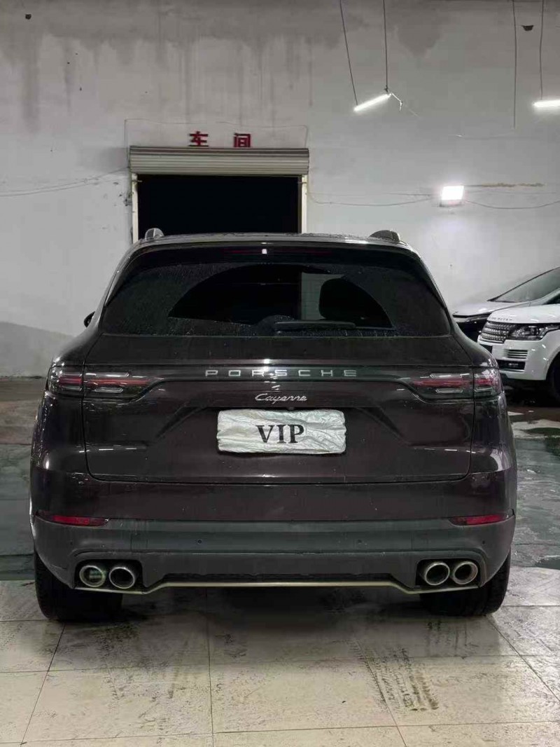 石家庄21年保时捷卡宴9