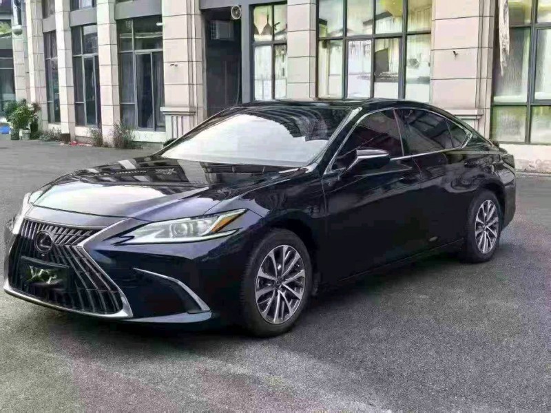 三明23年雷克萨斯ES9