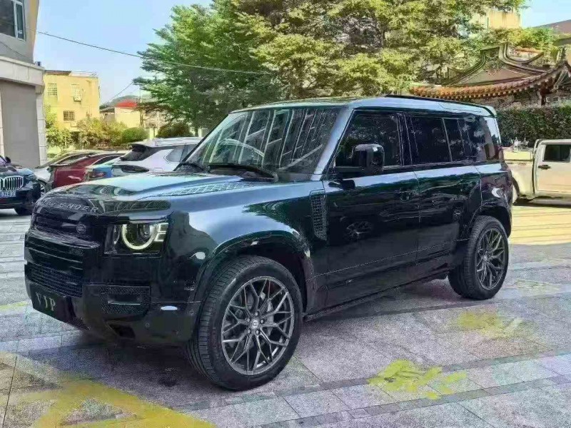 厦门23年路虎卫士3