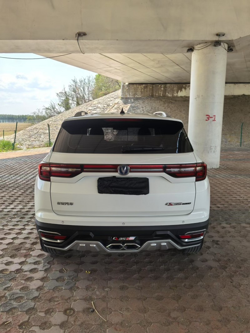 松原19年长安汽车CS359