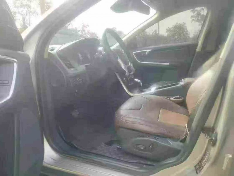 徐州13年沃尔沃XC606