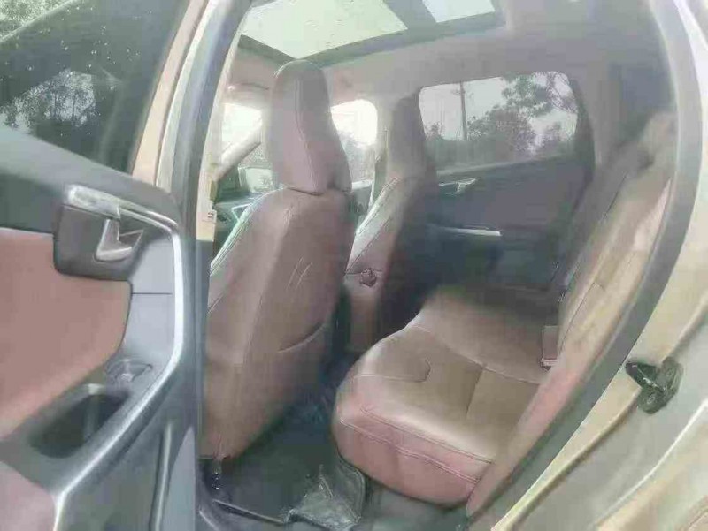 徐州13年沃尔沃XC607