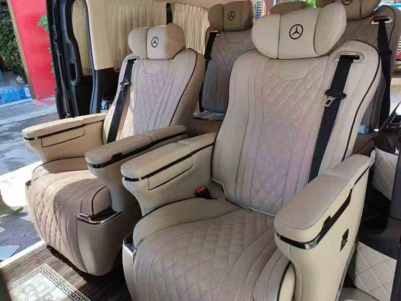 重庆22年奔驰威霆4