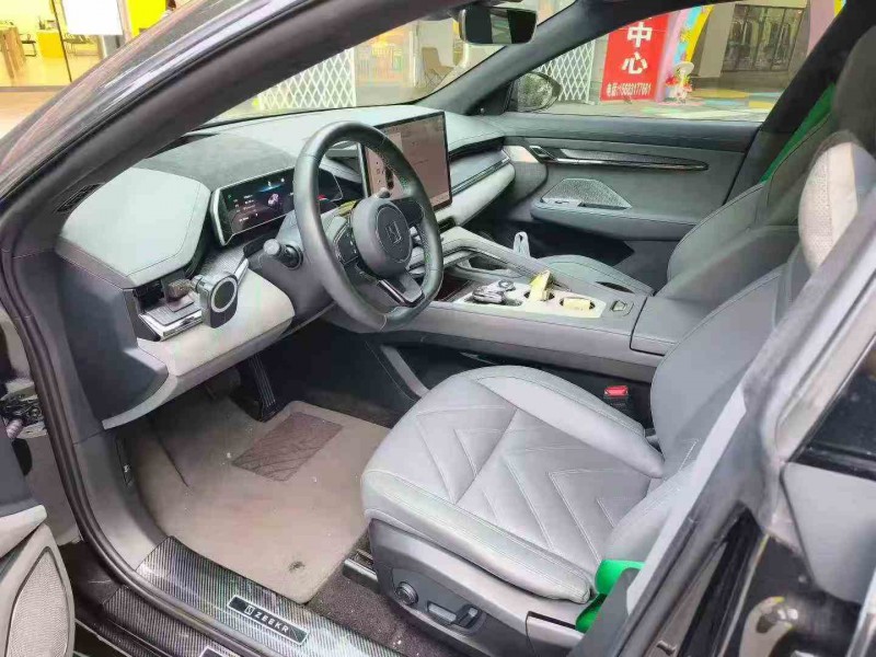 重庆23年极氪汽车0016