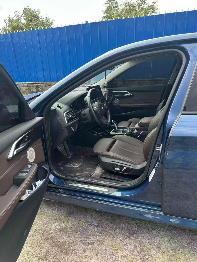 淮安22年宝马1系5