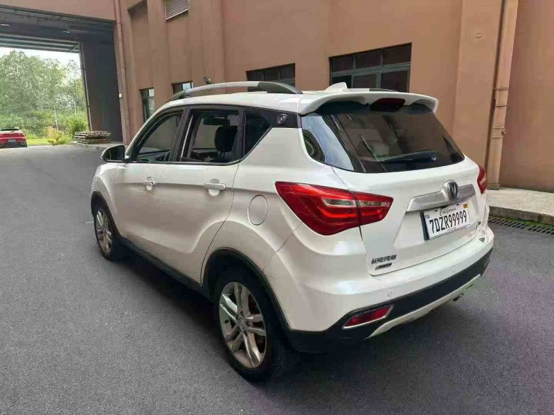 重庆17年长安汽车CS358