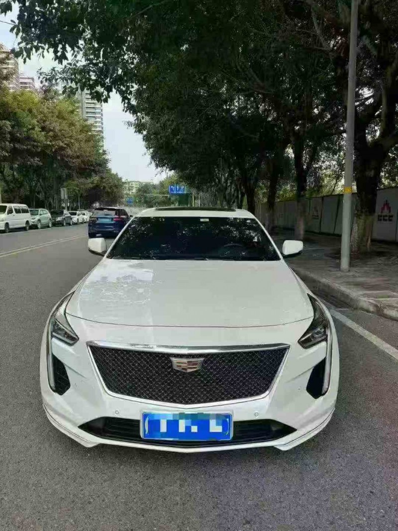重庆20年凯迪拉克CT61