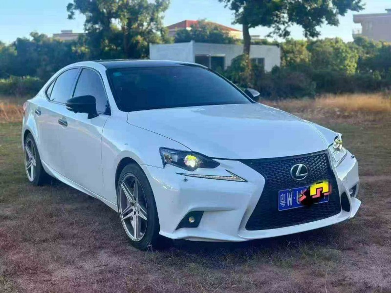 广州13年雷克萨斯IS3