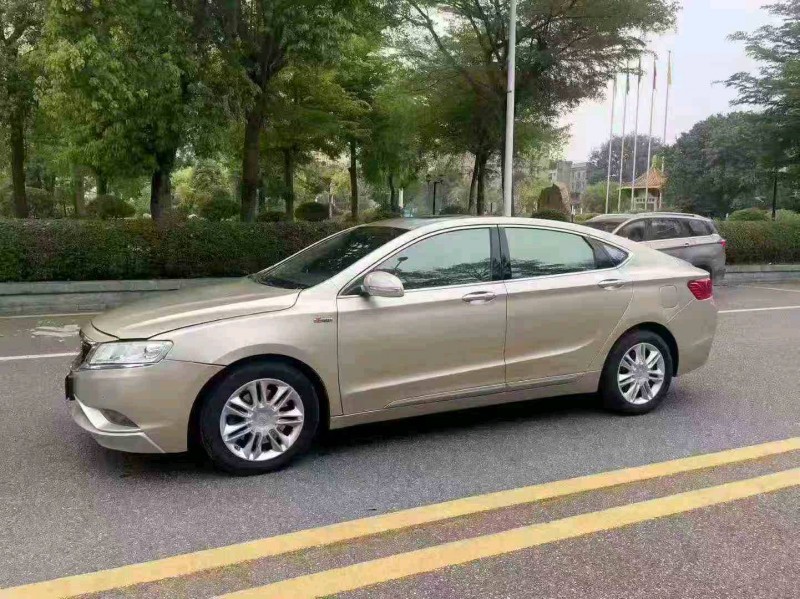 珠海16年吉利博瑞3