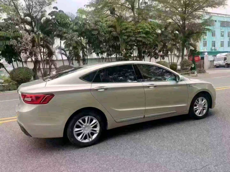 珠海16年吉利博瑞9