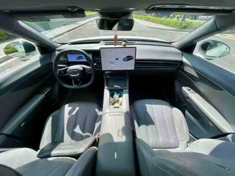 珠海25年领克075