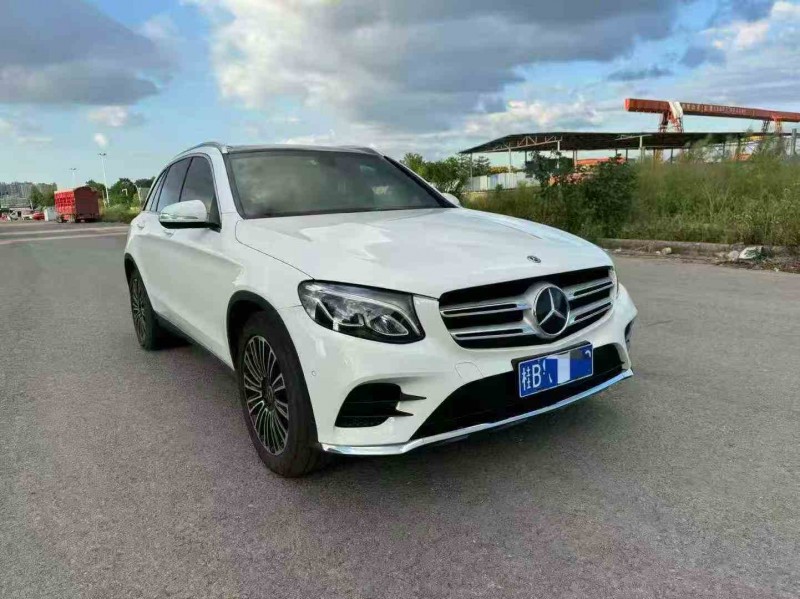 北海18年奔驰GLC3