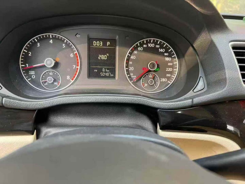 湖州12年大众帕萨特5