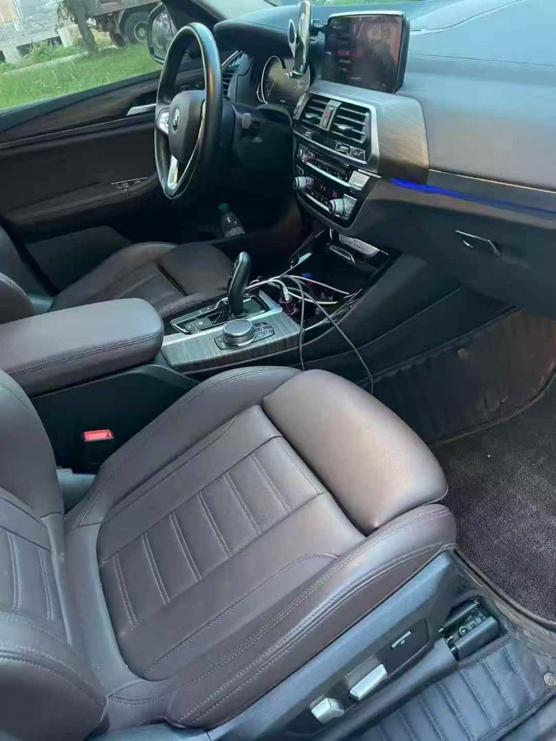 苏州19年宝马X34