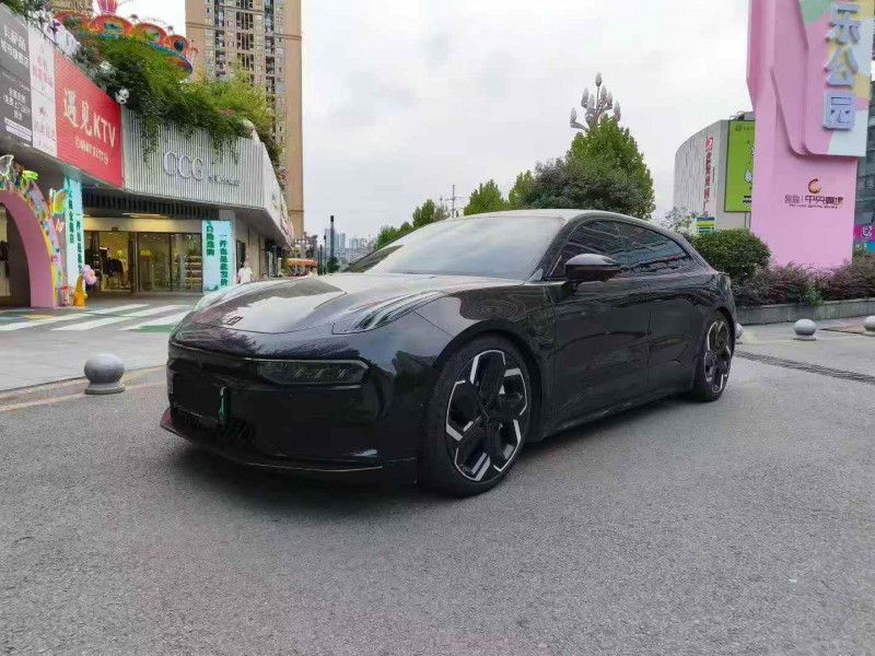 重庆23年极氪汽车0012